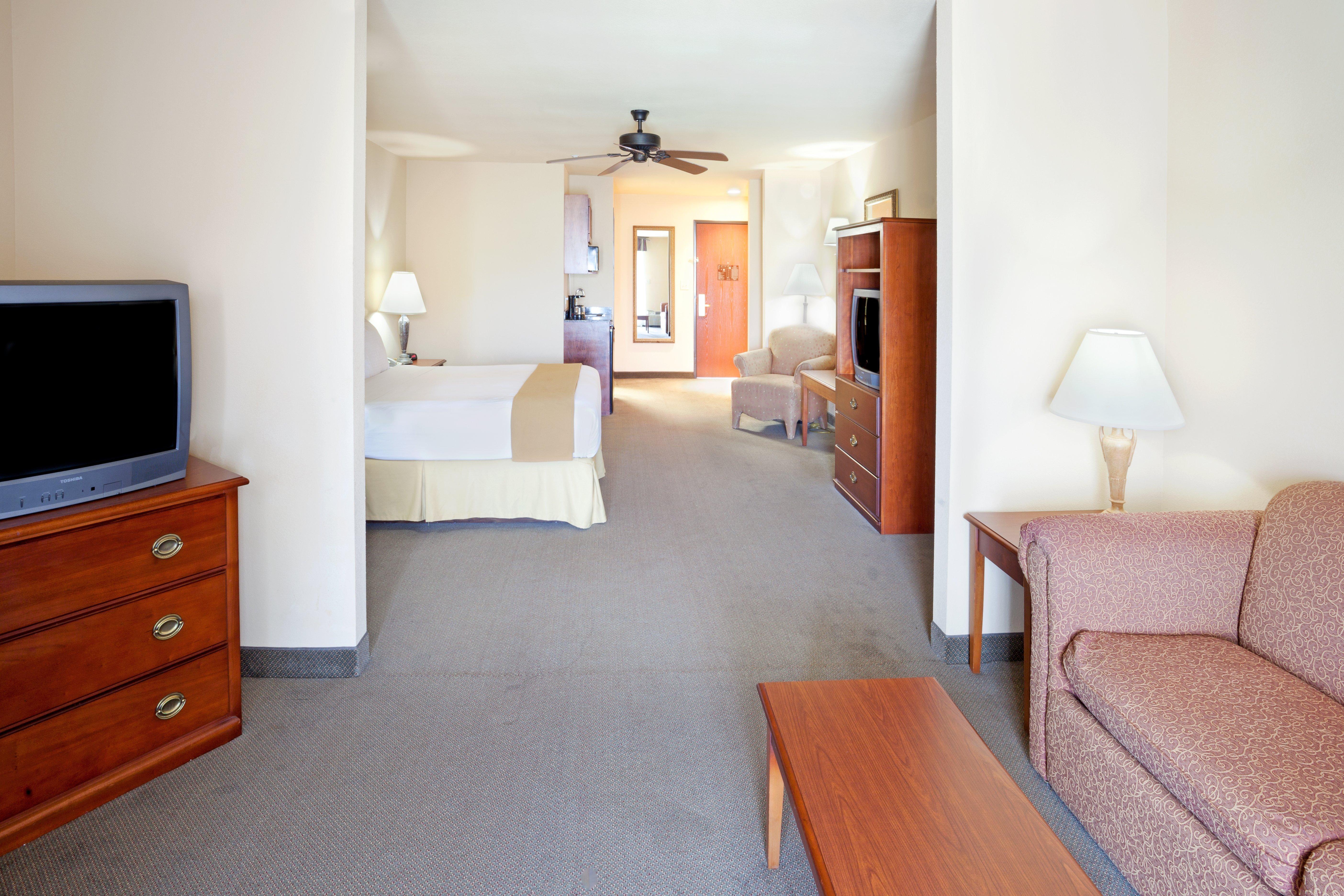 Holiday Inn Express & Suites Kerrville Bilik gambar