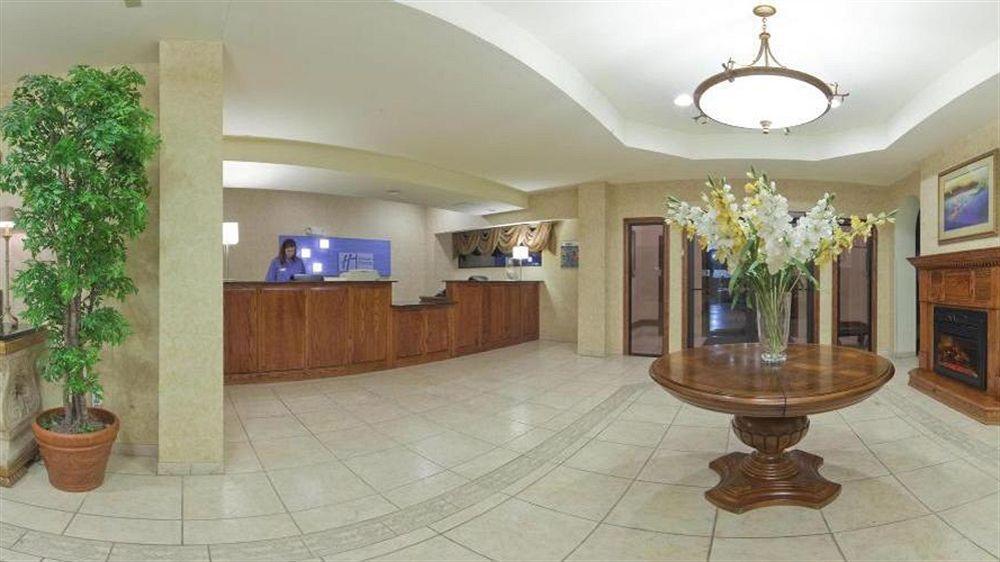 Holiday Inn Express & Suites Kerrville Luaran gambar